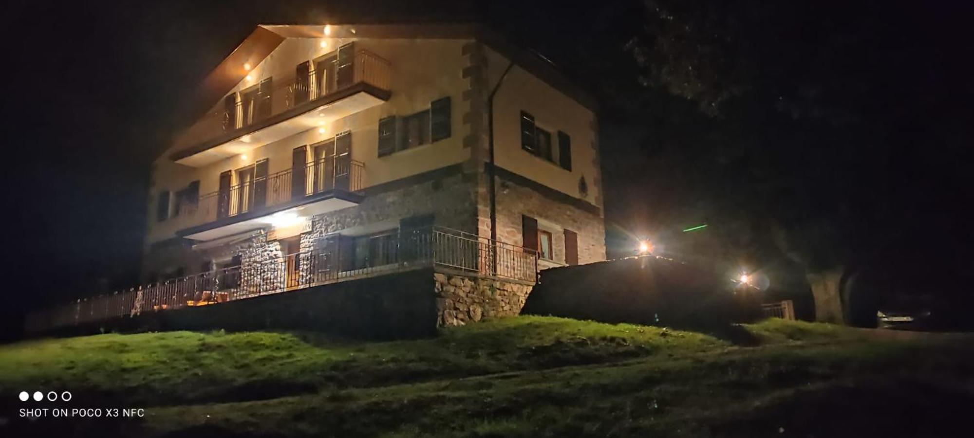 Autxikoborda Guest House Elbete Exterior foto